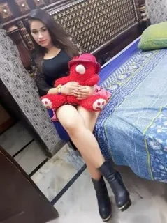 Local Busty Call Girl Service in Jalandhar - Sugandha Mamachan